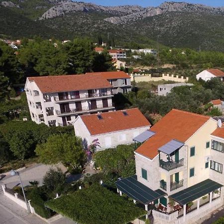 Apartments Maestral 奥瑞比克 外观 照片