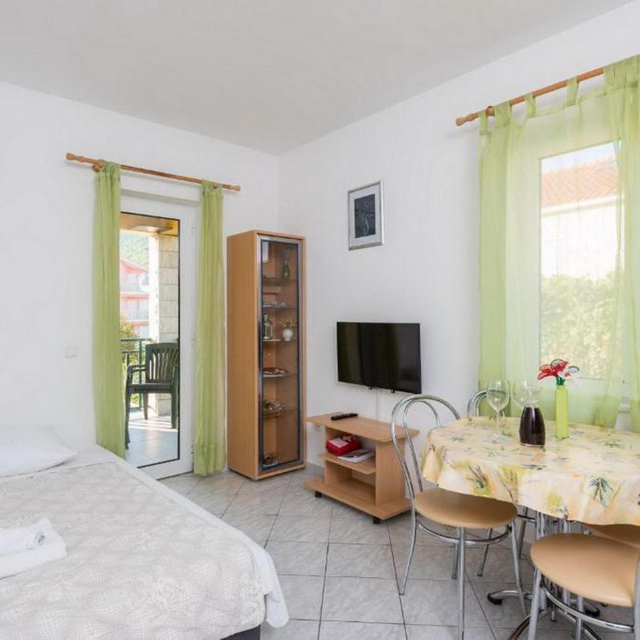 Apartments Maestral 奥瑞比克 外观 照片
