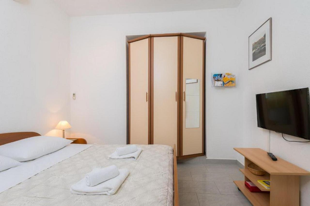 Apartments Maestral 奥瑞比克 外观 照片